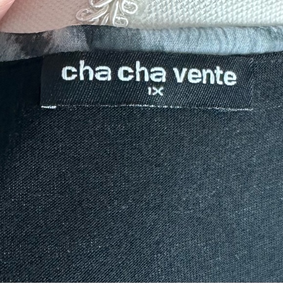 Cha Cha Venta 1X Animal Print Layover Black Sleeveless Tank Scoop Neck - Picture 11 of 12